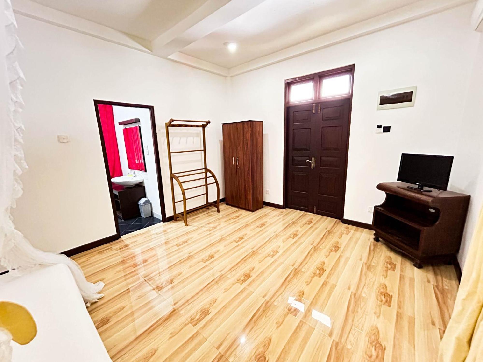 Hotel La Felicita Мириса Екстериор снимка